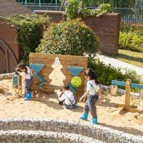 CLASSIC-WORLD-EDU-Playground-Sand-Toy-Gutters-3