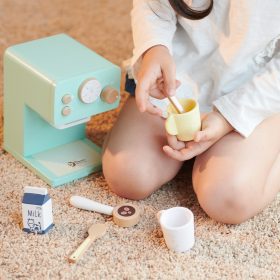 CLASSIC-WORLD-Wooden-Coffee-Maker-Set-for-Children-7-pcs-3