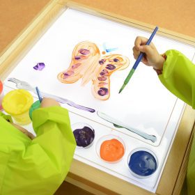 MASTERKIDZ-Sensory-Frame-LED-Panel-Transparent-Painting-Tray-1