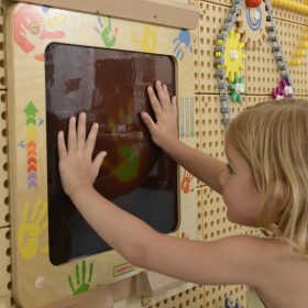 MASTERKIDZ-Thermosensitive-Educational-Board-Reacting-to-Heat-1