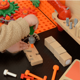 MASTERKIDZ-Wooden-Workshop-XXL-Montessori-STEM-with-Tools-1