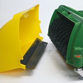 Rolly-Toys-John-Deere-Sweeper-2