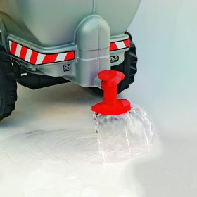 Rolly-Toys-rollyTrailer-Tank-Trailer-with-Sprayer-and-Pump-2