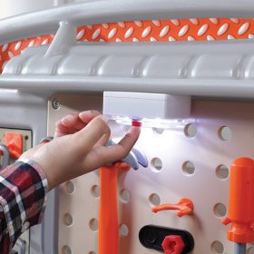 STEP2-Large-Workshop-for-Children-DIY-Corner-Light-45-Accessories-3