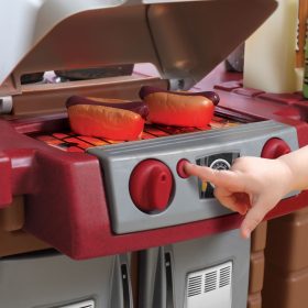 STEP2-Maxi-Kitchen-with-Grill-100-Acc-2