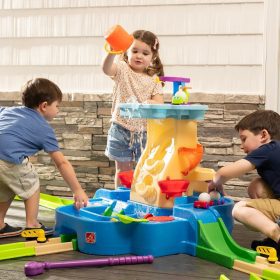 STEP2-Water-Table-with-Mini-Golf-Track-1