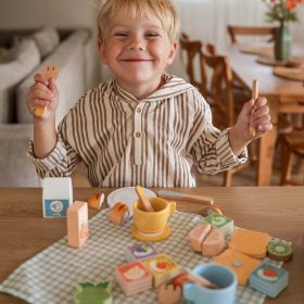 TOOKY-TOY-Picnic-Set-Food-Cutter-with-Velcro-Breakfast-Set-3