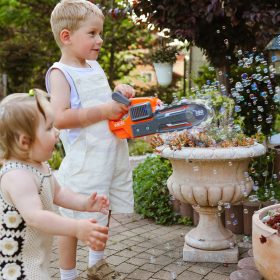 WOOPIE-Chainsaw-Bubble-Gun-3