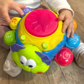 WOOPIE-Interactive-Ladybug-Crawling-Toy-2