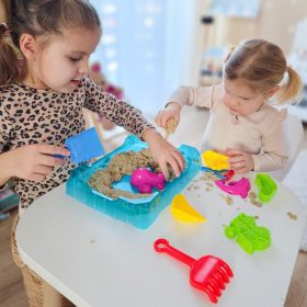 WOOPIE-Kinetic-Sand-0.5-kg-Table-Set-with-Molds-3