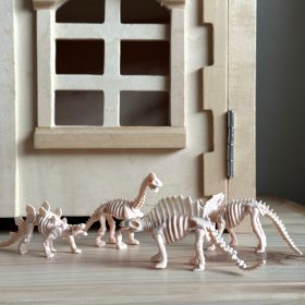 WOOPIE-Little-Archaeologist-Excavation-of-6-Dinosaur-Skeletons-3