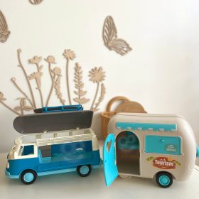 WOOPIE-XL-Doll-Camper-Set-with-Trailer-3