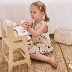 VIGA-PolarB-Wooden-Doll-Feeding-Bag-Set-with-Bottle-and-Bib-3