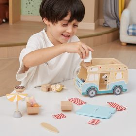 VIGA-Wooden-Camper-Beach-1