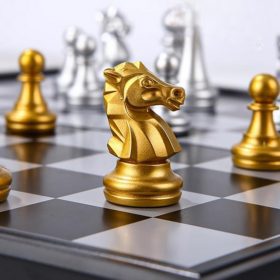 WOOPIE-Portable-Magnetic-Chess-Set-Gold-Silver-3